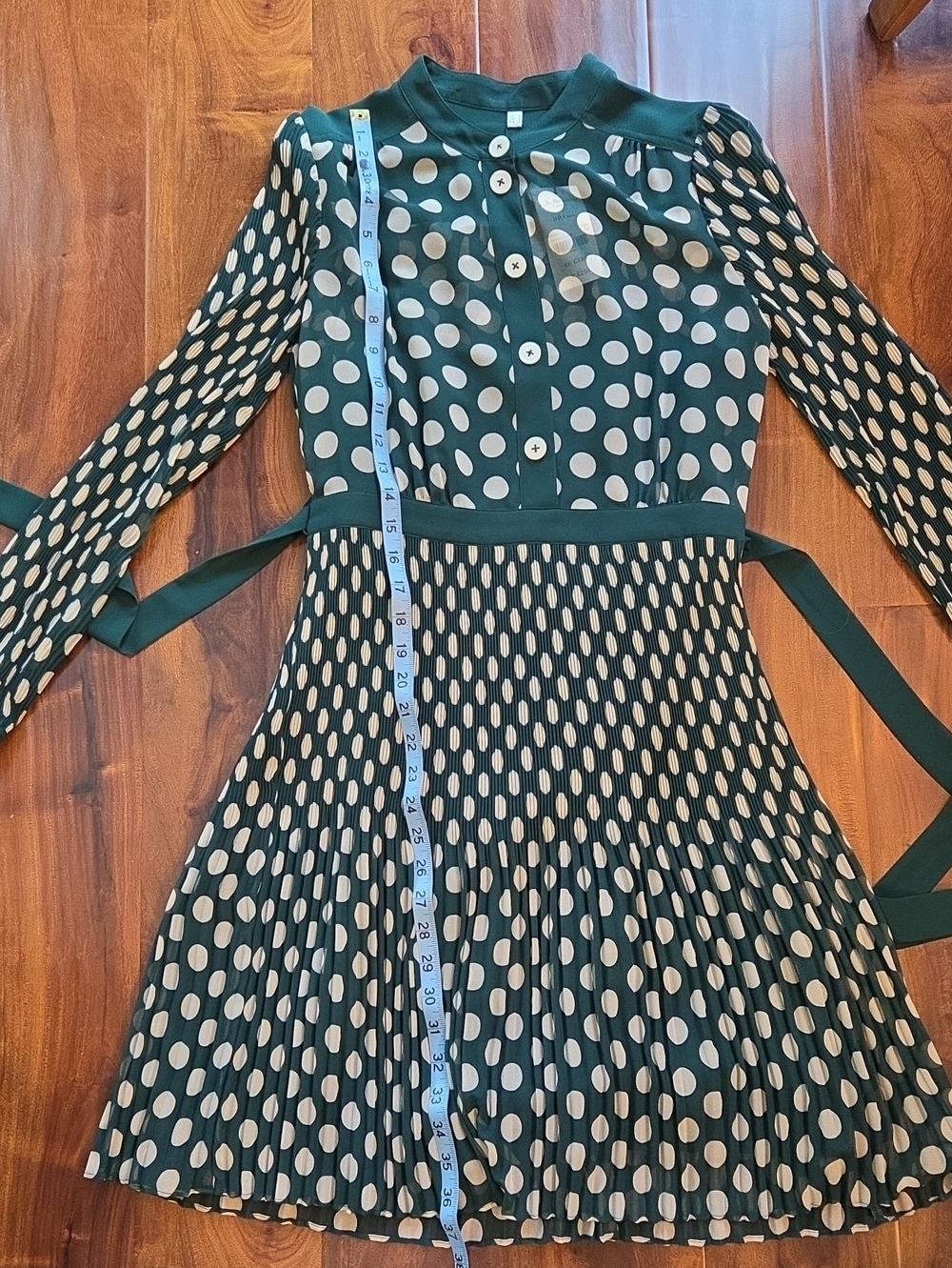 LK Bennett Cora Green And Cream Spotted Pleated Dress - Picture 7 of 16